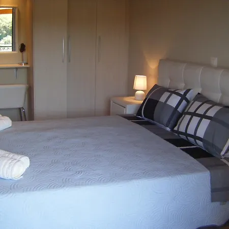 Paradise Apartment *
