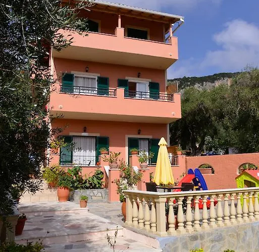 Апартаменты Paradise *